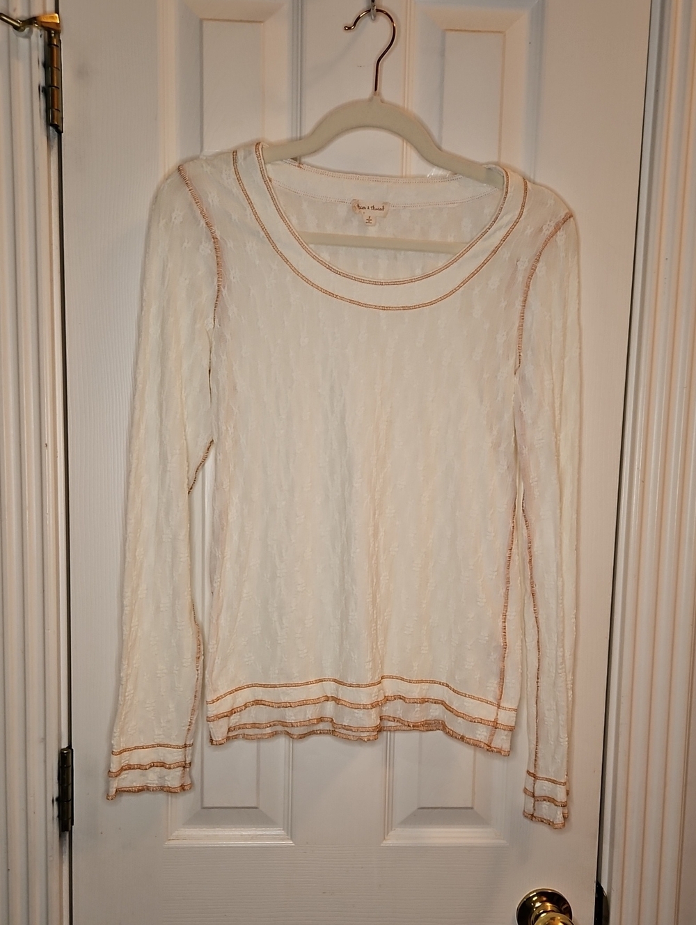Hem & Thread Cream, Textured Fabric, Long-Sleeve Top, EC, Sz S, 17"-20" P2P